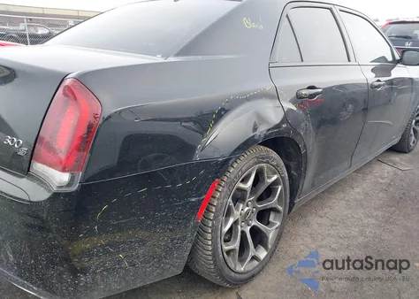 2016 Chrysler 300 300S z USA, uszkodzony, nr VIN 2C3CCABG4GH216819